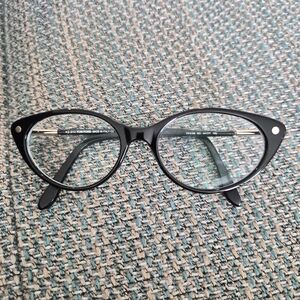 Stylish Black Cat-Eye Glasses